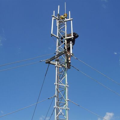 Tour de fil haubanée galvanisée à chaud de 15 m à 40 m pour la communication ferroviaire GSM-R et la surveillance des voies