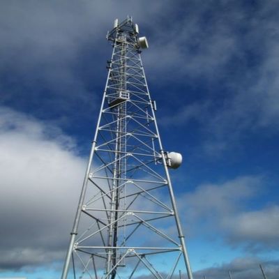 Tubular Telecom Steel 3 Legged Tower Réseau mobile 4G 5G Signal Radio Antenne Triangulaire Tour de télécommunication et accessoires