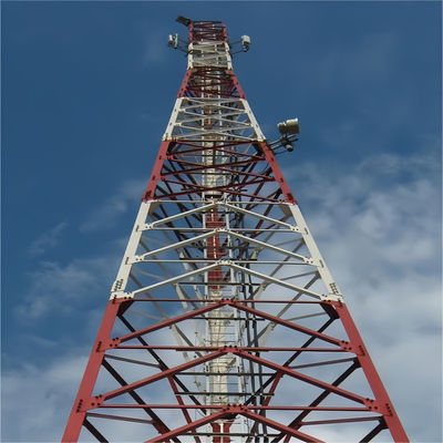 Tour de télécommunications et accessoires de Bts Solar Power 3 jambes Tour de radio auto-supportante angulaire