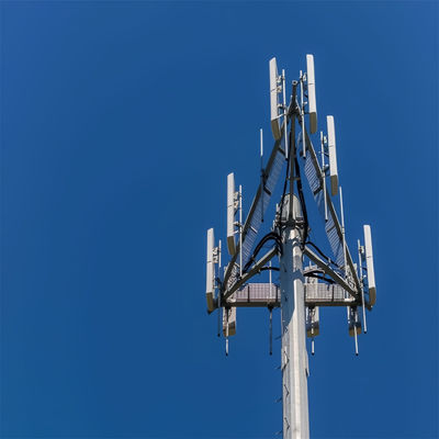 Iso 1461 15 20 30 40 50 M M 4G 5G Signal de cellule autonome Pole d'escalade Escalier autoportant Monopole antenne tour
