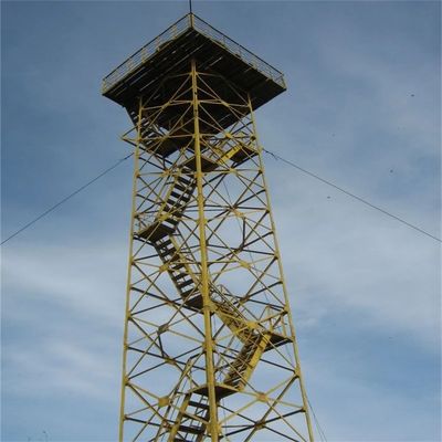Tour de guet autonomeTour d'observation pour la protection contre les incendies forestiers