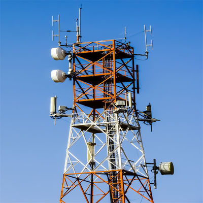 Plateformes de travail Énergie solaire Base de téléphonie mobile Communication Antenne Tour à 4 pattes Tour en treillis en acier