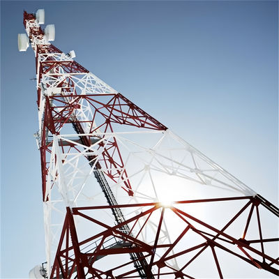 Émetteur Wifi Tour d'antenne autoportante Énergie solaire Satellite en acier 4 jambes Tour en acier galvanisé