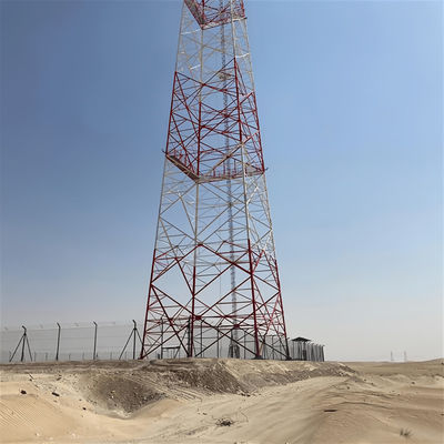Émetteur Wifi Tour d'antenne autoportante Énergie solaire Satellite en acier 4 jambes Tour en acier galvanisé