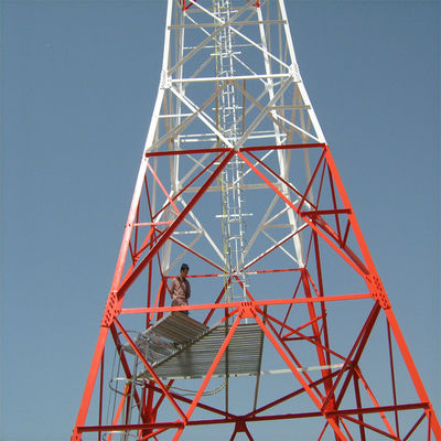 Tour en acier à angle galvanisé à 4 jambes 50M Télécommunication cellulaire Mast angulaire