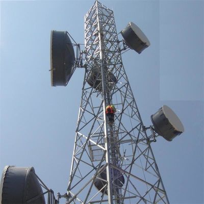 Tour de télécommunications mobiles angulaires en acier à 4 jambes de 72 m ASTM A36 A572 Gr50