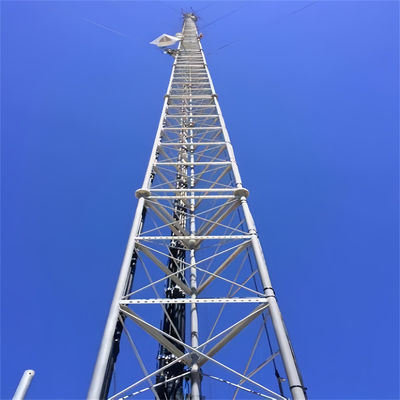 Tuyaux galvanisés à chaud Tuyaux tubulaires autoportants Tour d'antenne Structure de réseau Tour de transmission