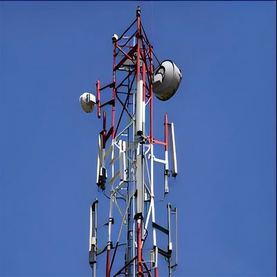 La grille en acier 5G Wifi Télécommunication Antenne tubulaire Tour 3