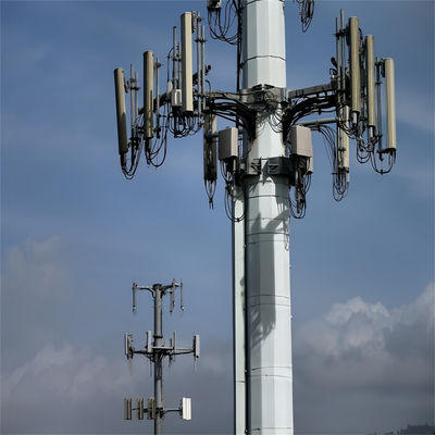 20 mètres 25 mètres 30 mètres antenne télécom Steel Monopole Tower Q345B / A572 Matériau