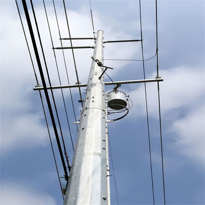 20 mètres 25 mètres 30 mètres antenne télécom Steel Monopole Tower Q345B / A572 Matériau