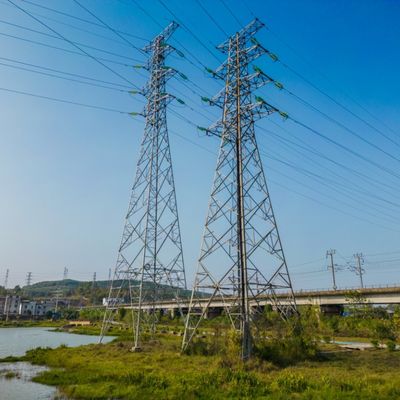 Tour de transmission d'électricité en acier galvanisé