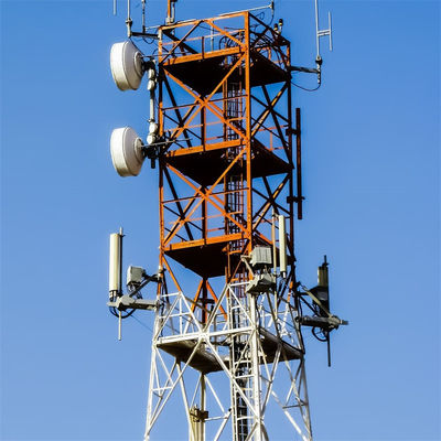 Réseau d'acier en treillis d'angle Antenne radio 4g équipement sans fil Antenne booster signal cellulaire tour de télécommunication mobile