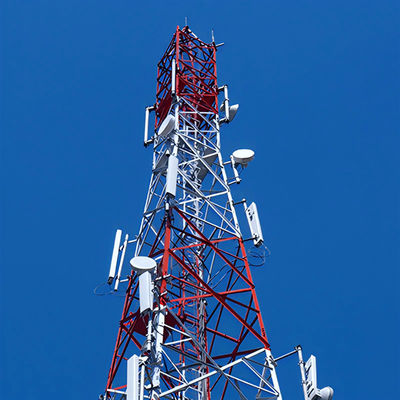 Tour à grille autoportante de 30 m pour la communication Tour GSM en acier angulaire