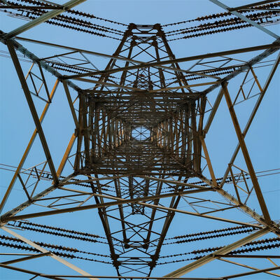 20 30 40M 4 jambes grille d'acier angulaire durable 5G Wifi booster de signal cellulaire tour de télécommunication