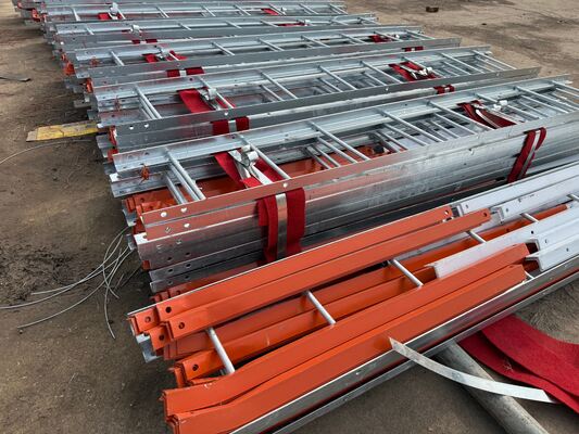 Tour en acier en treillis à quatre pattes pour télécommunication et antenne de radiodiffusion