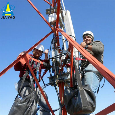 Corps de tour triangulaire à 3 jambes angulaires en acier avec inclinaison égale ou variable et section transversale en acier angulaire pour la communication