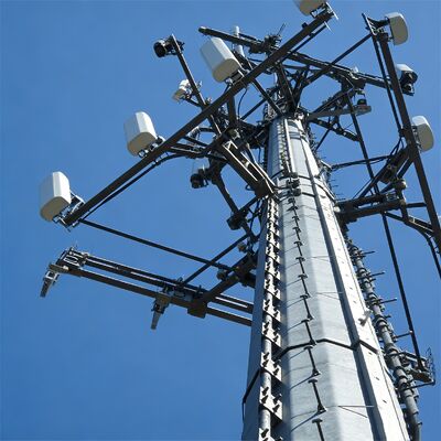 11 17 23M tour de communication compacte extérieure en acier galvanisé tubulaire monopôle efficace de l'espace 5G 4G Wifi