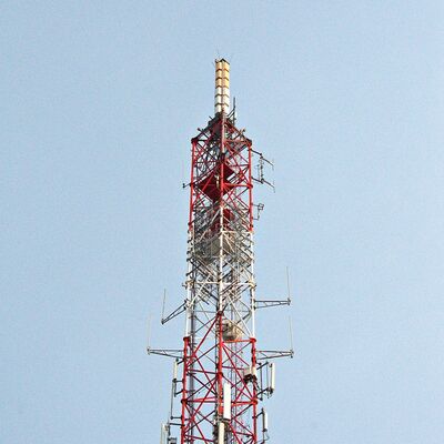 Construction de télécommunications galvanisée pour une longue durée de vie en extérieur 5G 4G Micro-ondes