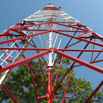 3 Leg Angular Customized Multi-Circuit Lattice Tower For Communication Transmission Telecom Dual Use
