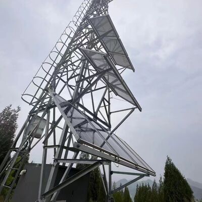 15 22 38M Tour de télécommunication à treillis solaire hors réseau angulaire à 4 pattes avec acier galvanisé et batterie de secours pour la communication d'urgence